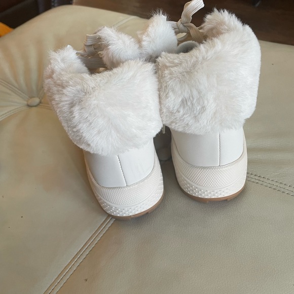 Sketchers boots - Picture 3 of 5